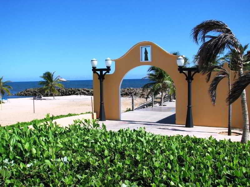 Готель Portofino Complex Playa El Agua Екстер'єр фото